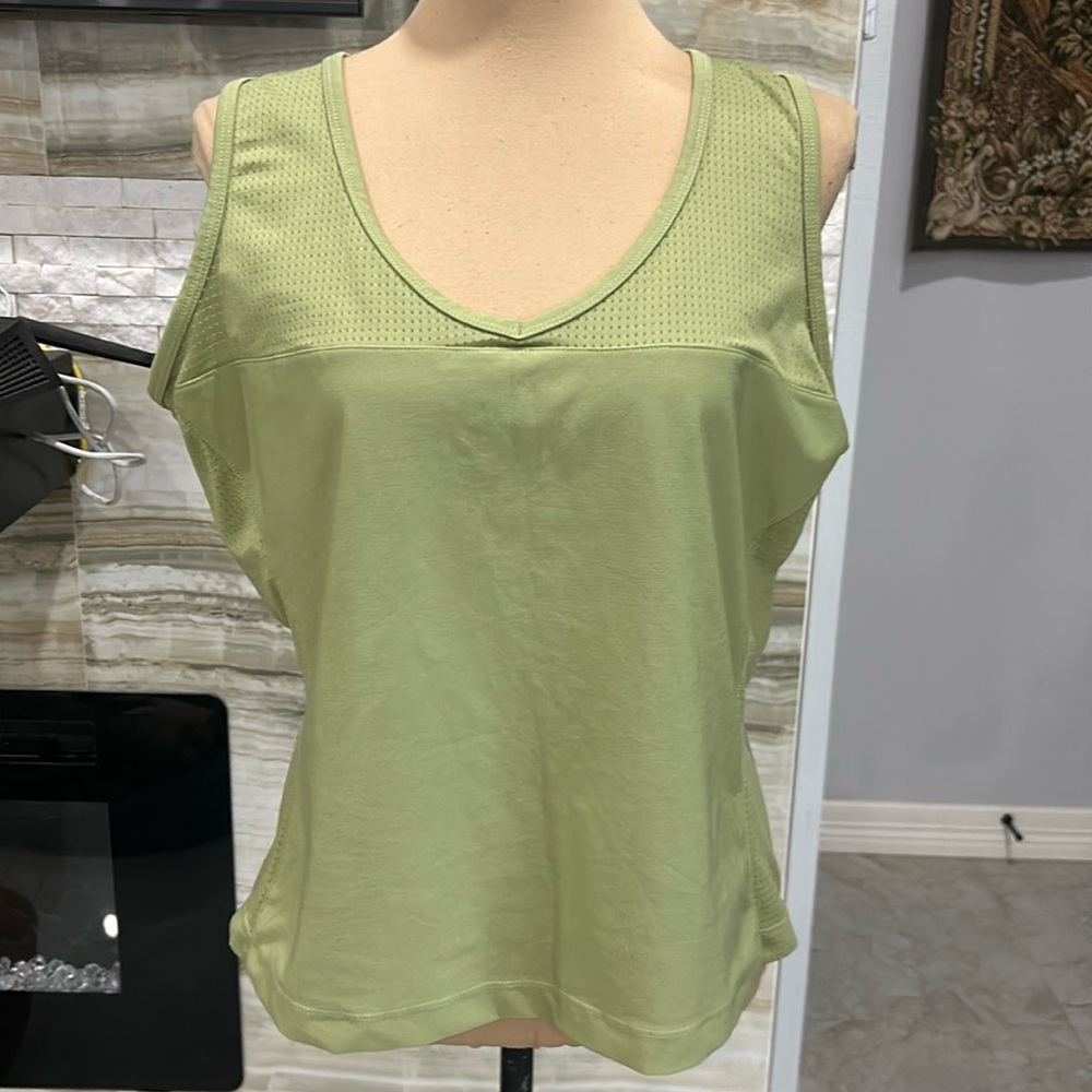 Lucy Active Wear. Green Size (732)